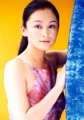 原来她已消失30年！比陈红还美差点演林黛玉，被誉为大陆第一美人-图6